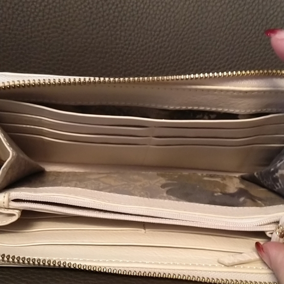 Elliott Lucca zip wallet - Picture 6 of 8